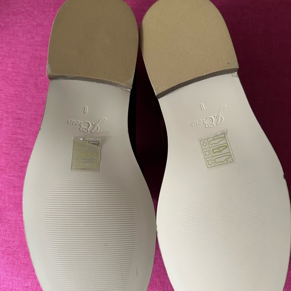 Brand New - Picture 5 of 5